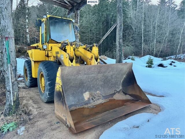 Wheel loader Clark 75B Wheel Loader w/ Bucket.