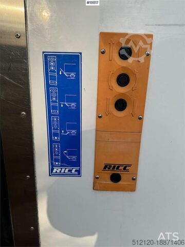 Panel van Mercedes-Benz Sprinter box van w/ lifting limb WATCH VIDEO