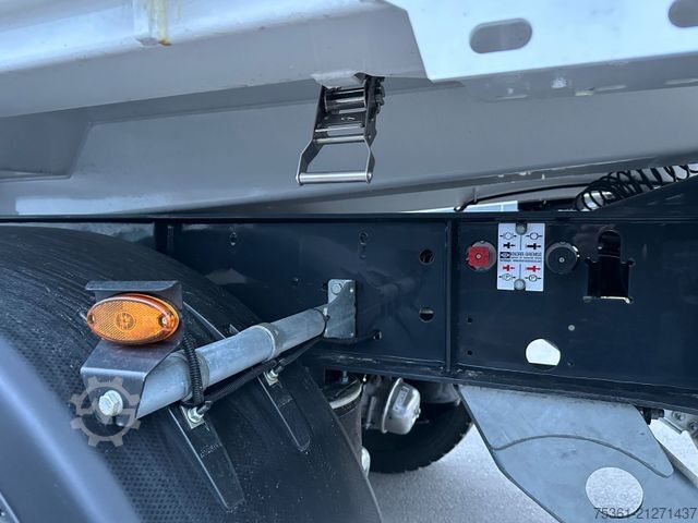 Three-way tipper trailer SCHWARZMÜLLER 2Z  2 Achs Tandem Kippanhänger -MIETE-