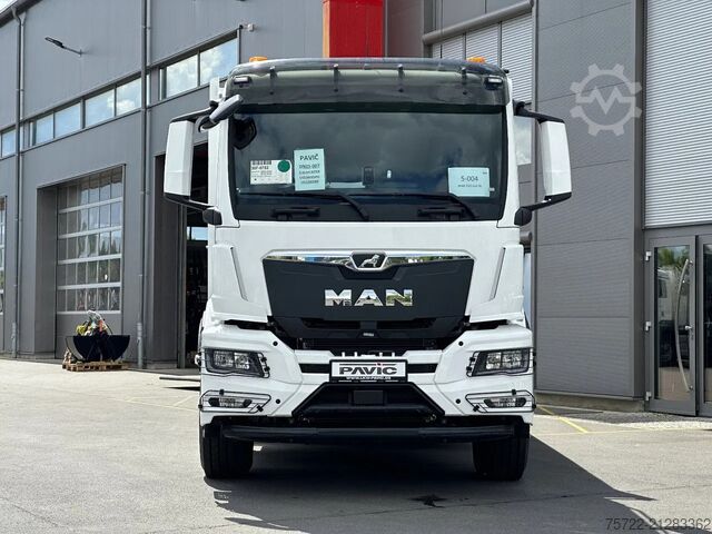 Kipper mit Kran MAN TGS 33.440 6x4 BL Tajfun Liv L150K Recycling Kran