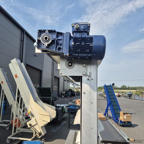 Conveyor belt, trough conveyor belt, transport belt Forderband Transportband  Conveyor 