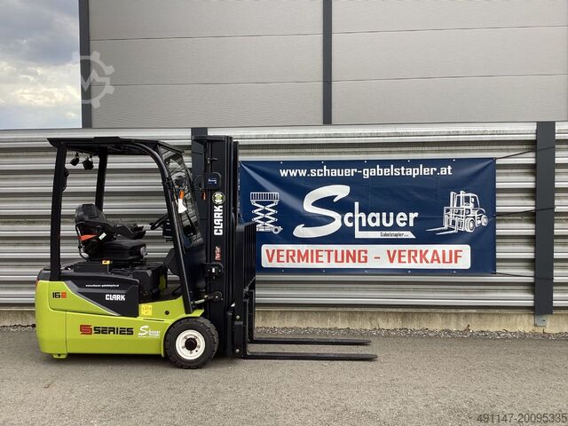 Electric 3-wheel forklift Clark STE16