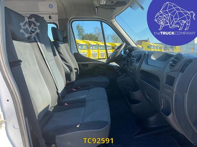 Passenger transportation Renault Master 130