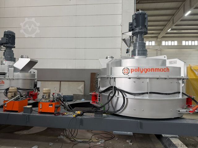 Concrete mixing plant Polygonmach PCC60  compact  skip hoist concrete plant