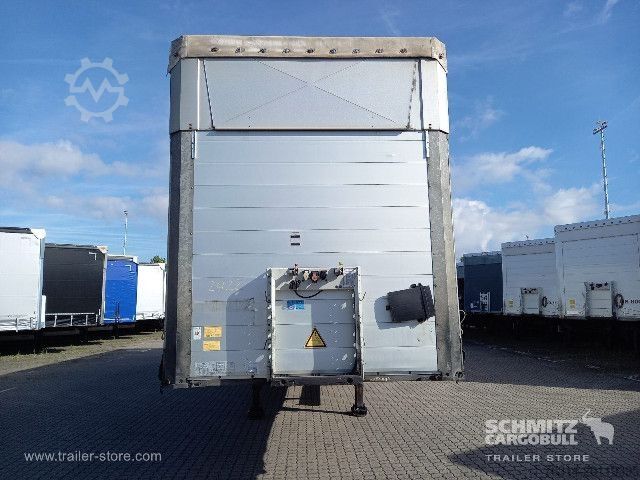 Open semitrailer with tarp Schmitz Cargobull Curtainsider Mega Getränke