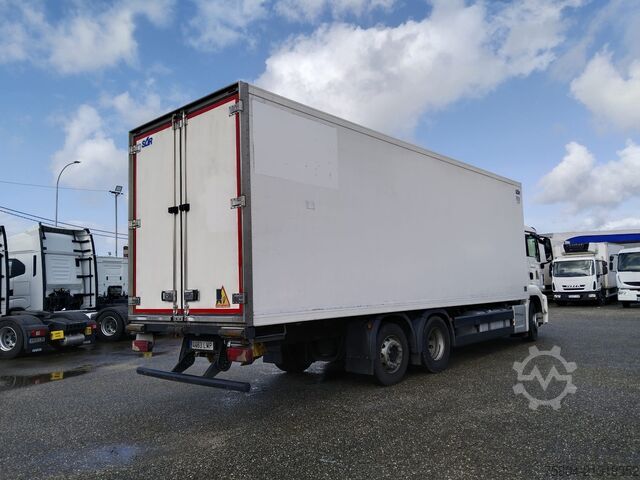 Refrigerated truck MAN TGS 26 460