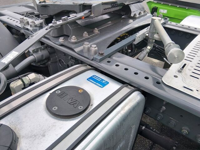 Standard tractor unit DAF XG 480 FT Hydraulik Standklima Intarder