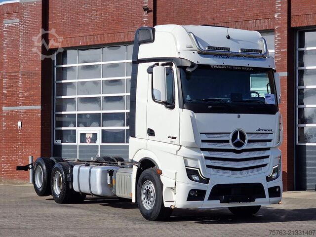 Fahrgestell mit Fahrerhaus Mercedes-Benz Actros 2663 Gigaspace 6x2 - Retarder - 4.90 WB ...