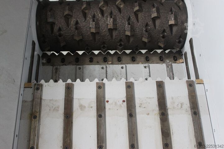 Single Shaft Shredder Genox V1000