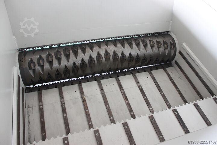 Single Shaft Shredder Genox BH2000