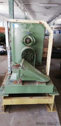 Pellet press CPM 2000