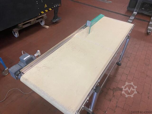 Belt conveyor  Gurtförderer/ Förderband