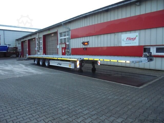 Open semitrailer Fliegl Plateauauflieger zum Fahrzeugtransport