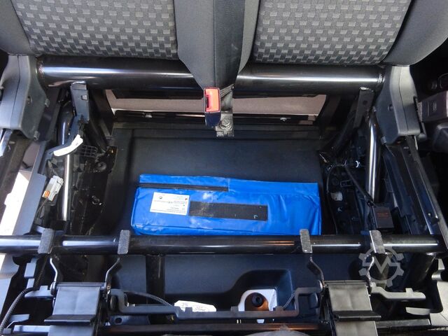 Panel van FORD Transit Custom Kasten 300 L1H1 Trend 130PS