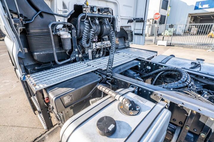 Standard tractor MAN TGX 18.470 XXL BLS+ KIPHYDR.