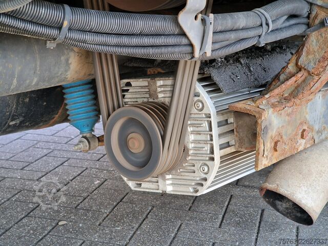 Refrigerated/frozen transport Volvo FM 330 4x2 - Frigoblock frigo - Zepro loadlift ...