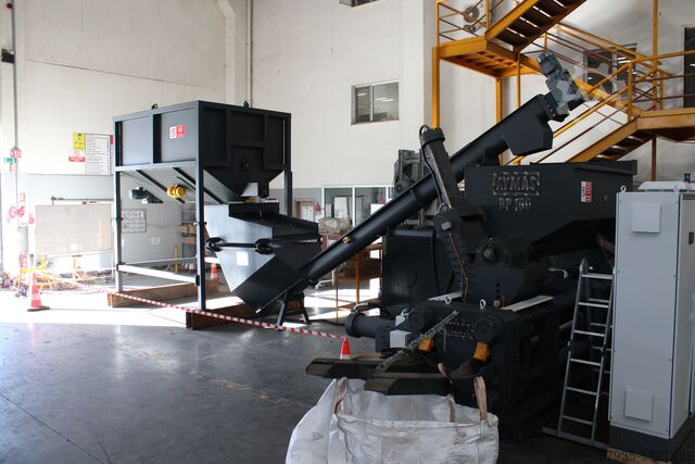 Brikettierpresse Aymas Recycling Machinery BP 160 Chip Briquetting Press