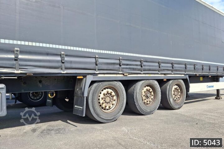 Schiebeplanen Krone SD / Disk brakes