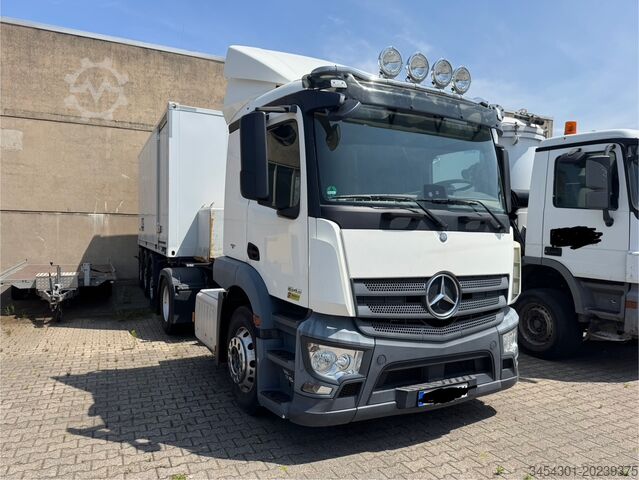 Standard SZM Mercedes-Benz 1843