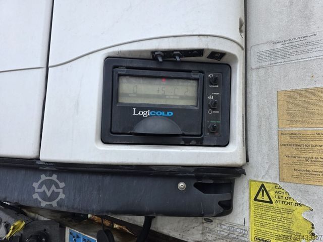 Reefer semitrailer SCHMITZ CARGOBULL Tiefkühler, 3 Kammern, Lift, LBW, SCB*S3B