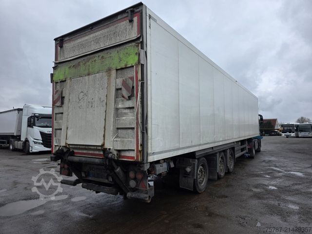 Reefer semitrailer SCHMITZ CARGOBULL Tiefkühler, 3 Kammern, Lift, LBW, SCB*S3B