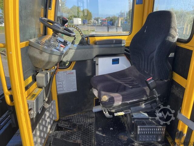 Four-way side loader Baumann Fox40/14-12/54TR