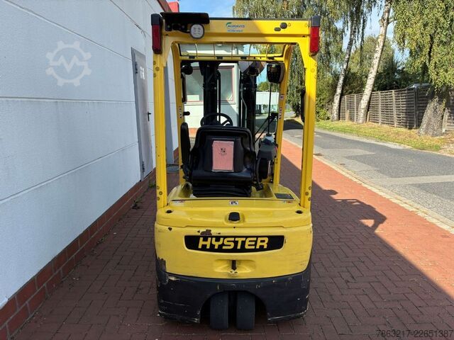 Electric 3-wheel forklift Hyster J 2.0 XNT MWB