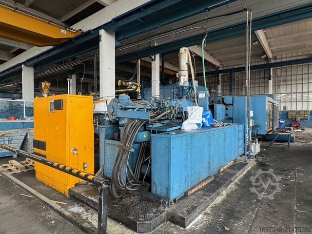 Spritzgießmaschine KraussMaffei 800-5600 B