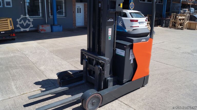 Reach truck Linde R20N