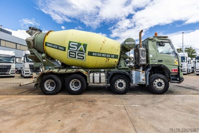 Mixer VOLVO FMX 410+LIEBHERR