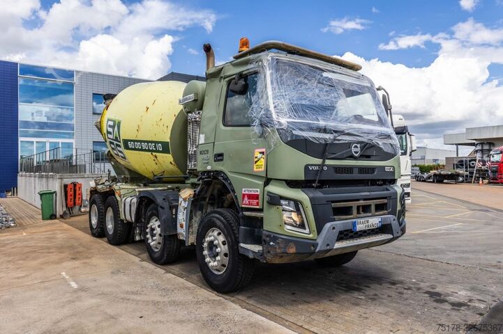 Mixer VOLVO FMX 410+LIEBHERR
