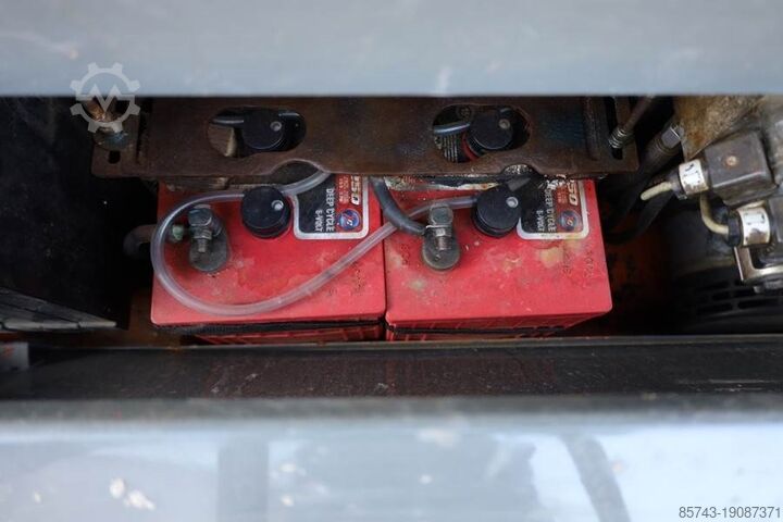 Scherenhebebühne Holland Lift Ecostar HL-11816 Electric, 14m Working Height, 30