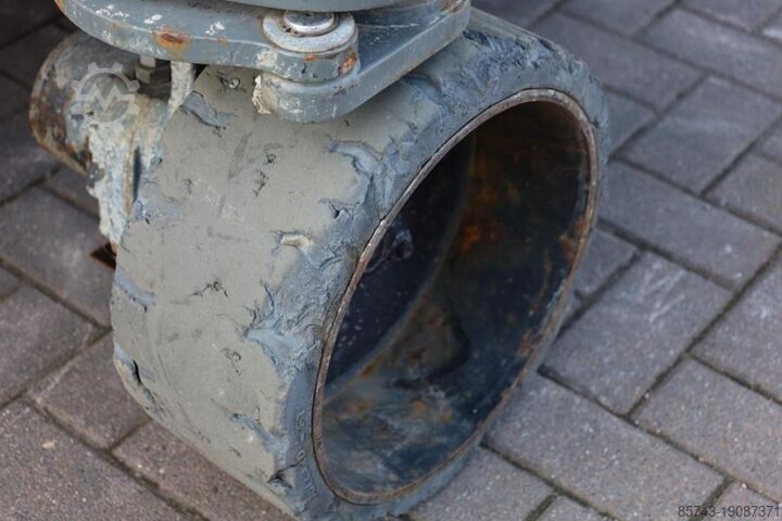 Scherenhebebühne Holland Lift Ecostar HL-11816 Electric, 14m Working Height, 30