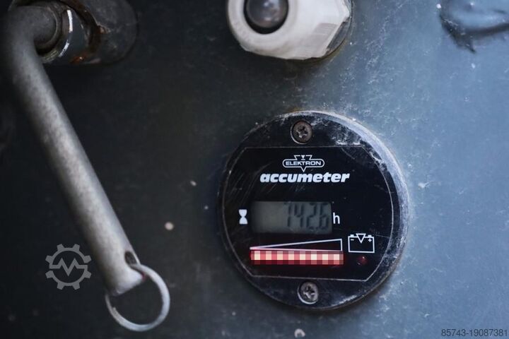 Scissor lift Holland Lift Ecostar HL-7810 Electric, 10m Working Height, 450k