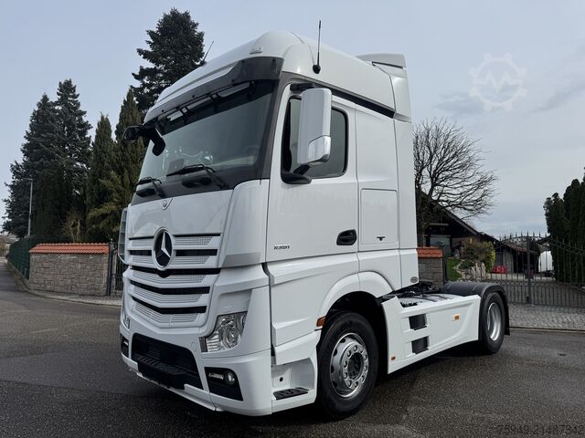 Actros 1851 LS BigSpace, retarder, ACC Mercedes-Benz Actros 1851 LS BigSpace, Retarder, ACC