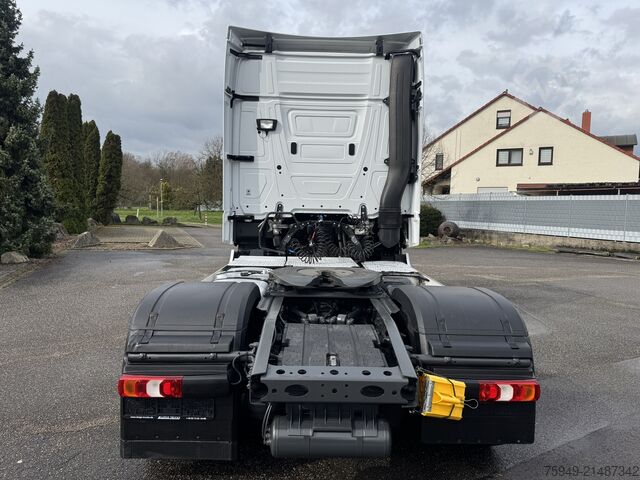 Actros 1851 LS BigSpace, retarder, ACC Mercedes-Benz Actros 1851 LS BigSpace, Retarder, ACC