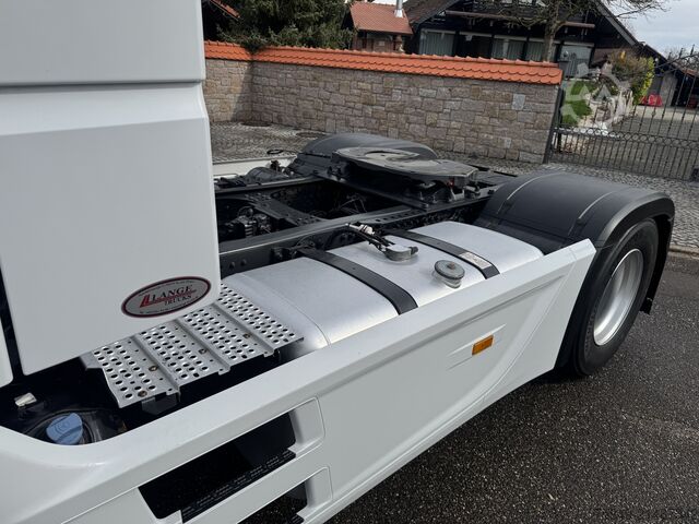 Actros 1851 LS BigSpace, retarder, ACC Mercedes-Benz Actros 1851 LS BigSpace, Retarder, ACC