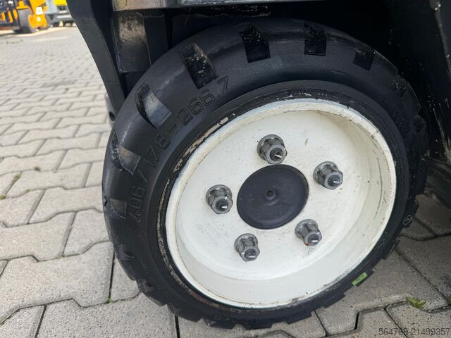 Vierwegestapler Combilift C2500 EST /Only 1451 hours/ Battery 81%