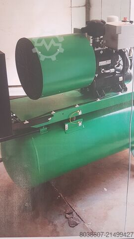 Professioneller Schraubenkompressor Atmos Albert E.50