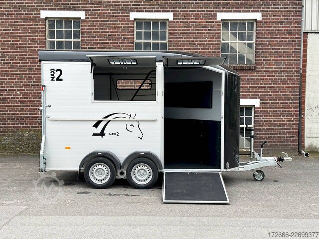 Horse transport trailer Cheval Liberté MAXI 2 SCHRÄGSTEHER SCHWARZ