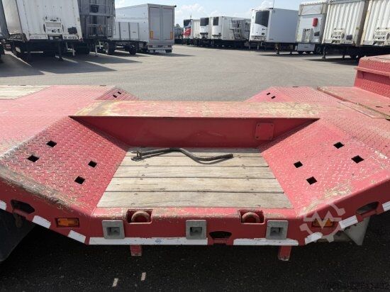 Tieflader-Sattelauflieger Bodex BODEX , 4-ACHS TIEFLADER, RADMULDEN, LIFTACHSE, NACHLAUFACHSE