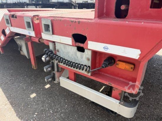 Tieflader-Sattelauflieger Bodex BODEX , 4-ACHS TIEFLADER, RADMULDEN, LIFTACHSE, NACHLAUFACHSE