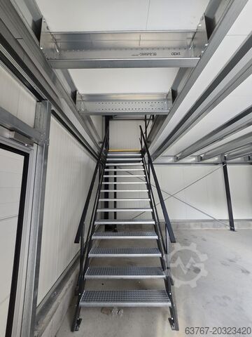 Lagerbühne | Stahlbühne | Mezzanine 300 m², Traglast: 350 kg/m² | 5,0 x 5,0 m | Lichte Höhe: 3,0m