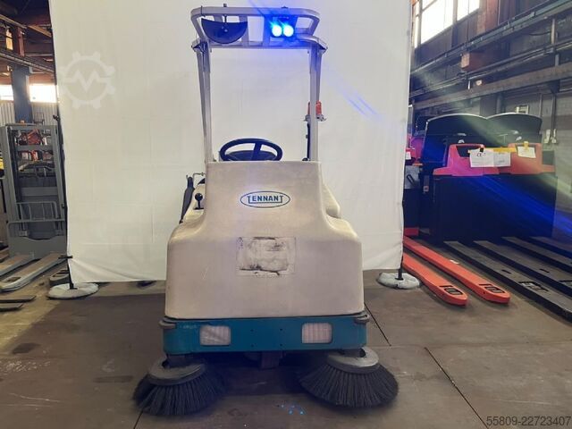 Kehrmaschinen Tennant 6200