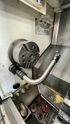 CNC turning and milling center HWACHEON HI- TECH 200B