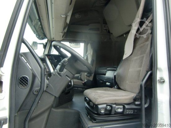 Volume tractor unit IVECO STRALIS 460,HIGHWAY,EURO6