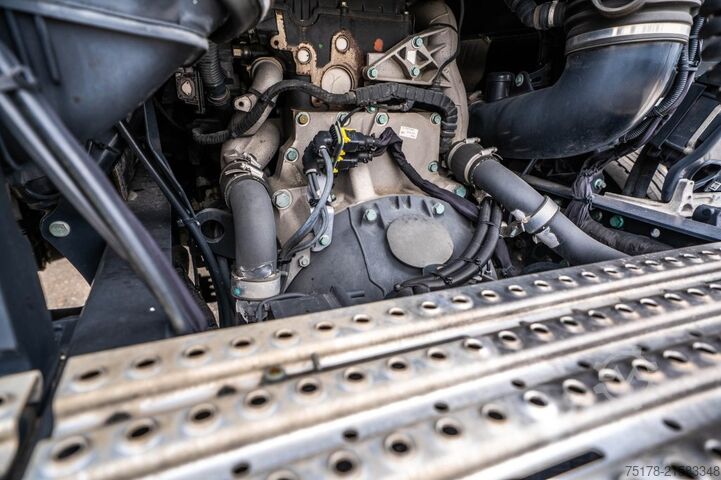 Standard-SZM MAN TGX 18.470 BL SA +ADR+INTARDER