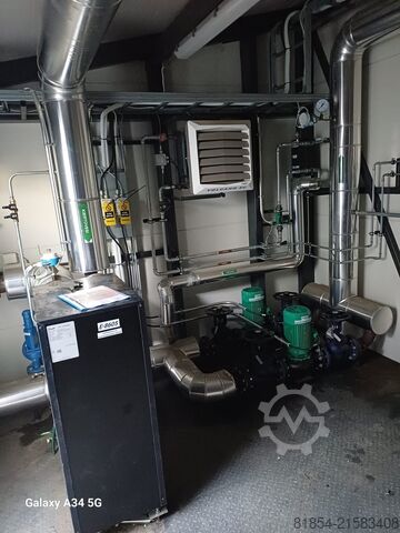 Viessmann Vitoplex 900kw. Biogas Container Heizzentrale Heizkessel Niedertemperaturkessel Viessmann Vitoplex 900kw. Biogas Container Heizzentrale Viessmann Vitoplex 900kw. Biogas Container Heizzentrale