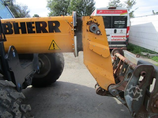 Teleskopstapler starr Liebherr TL445-10 - 10m 4,5 Ton. mit hydraulischem Schnellw