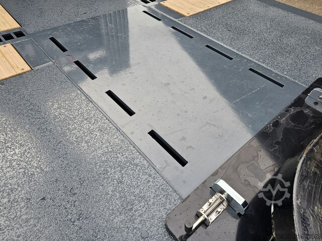 Standard-SZM Scania R590 V8 / 8x2 / HMF 9520 + JIB + LIER / TREKKER...